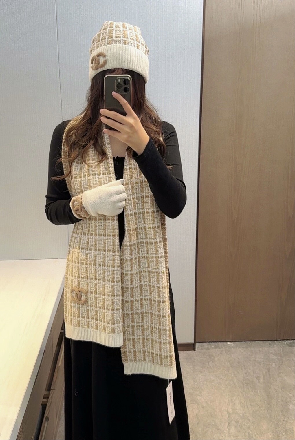 샤넬(CHANEL) 100% 순캐시미어 3종 세트(목도리+모자+장갑) 목도리 스카프