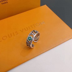 루이비통(LV) 빈티지 실버 링 악세사리