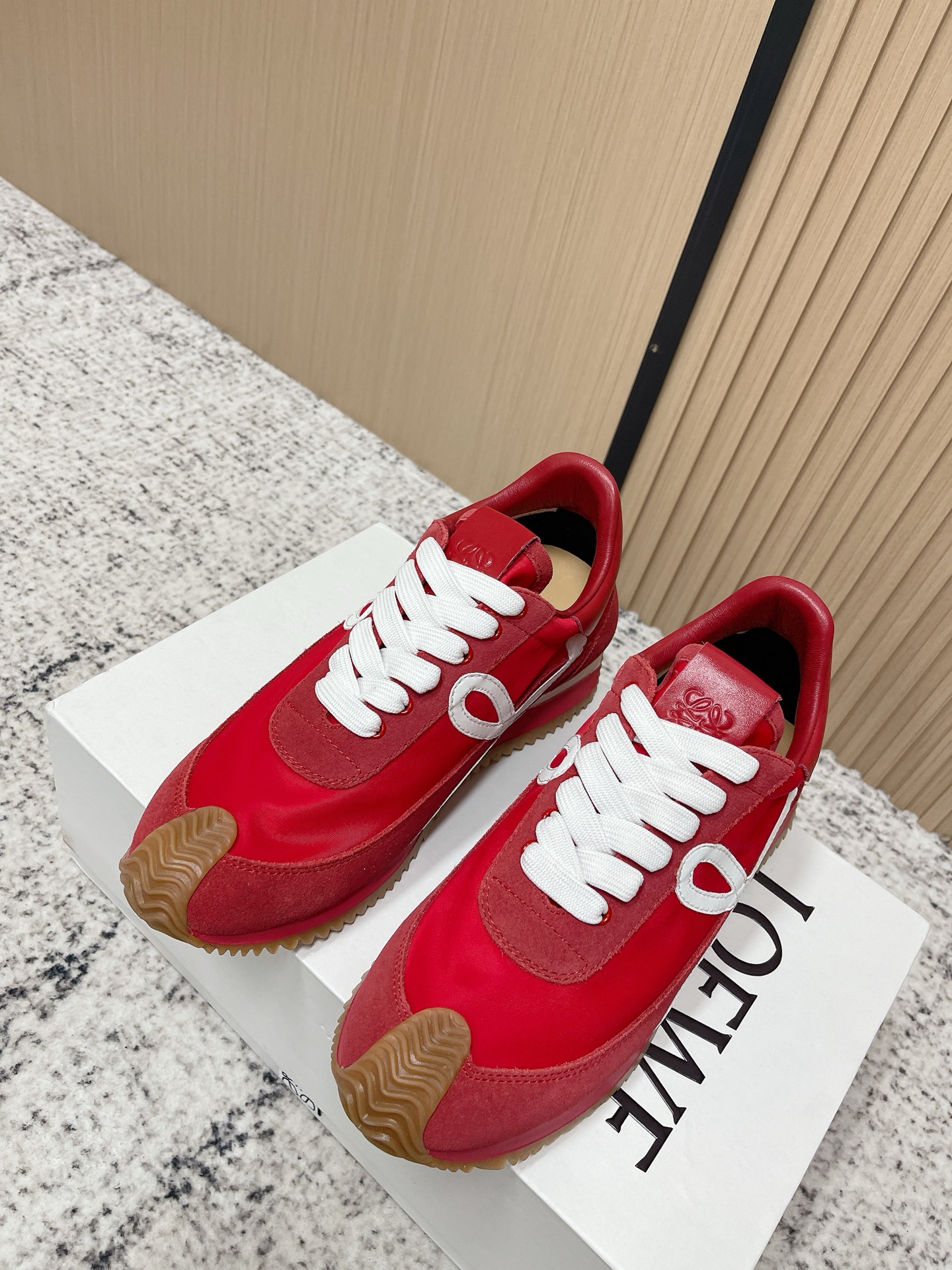 Loewe 로에베 컬러 배색 스니커즈 신발