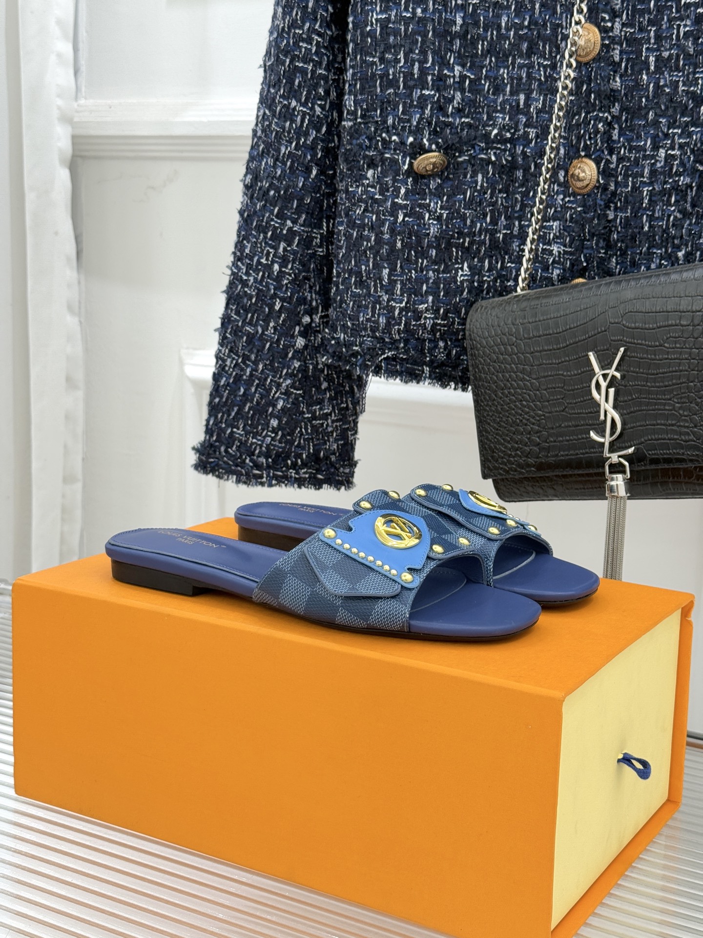 Louis Vuitton LV 루이비통 클래식 모노그램 메탈릭 슬리퍼 샌들 신발