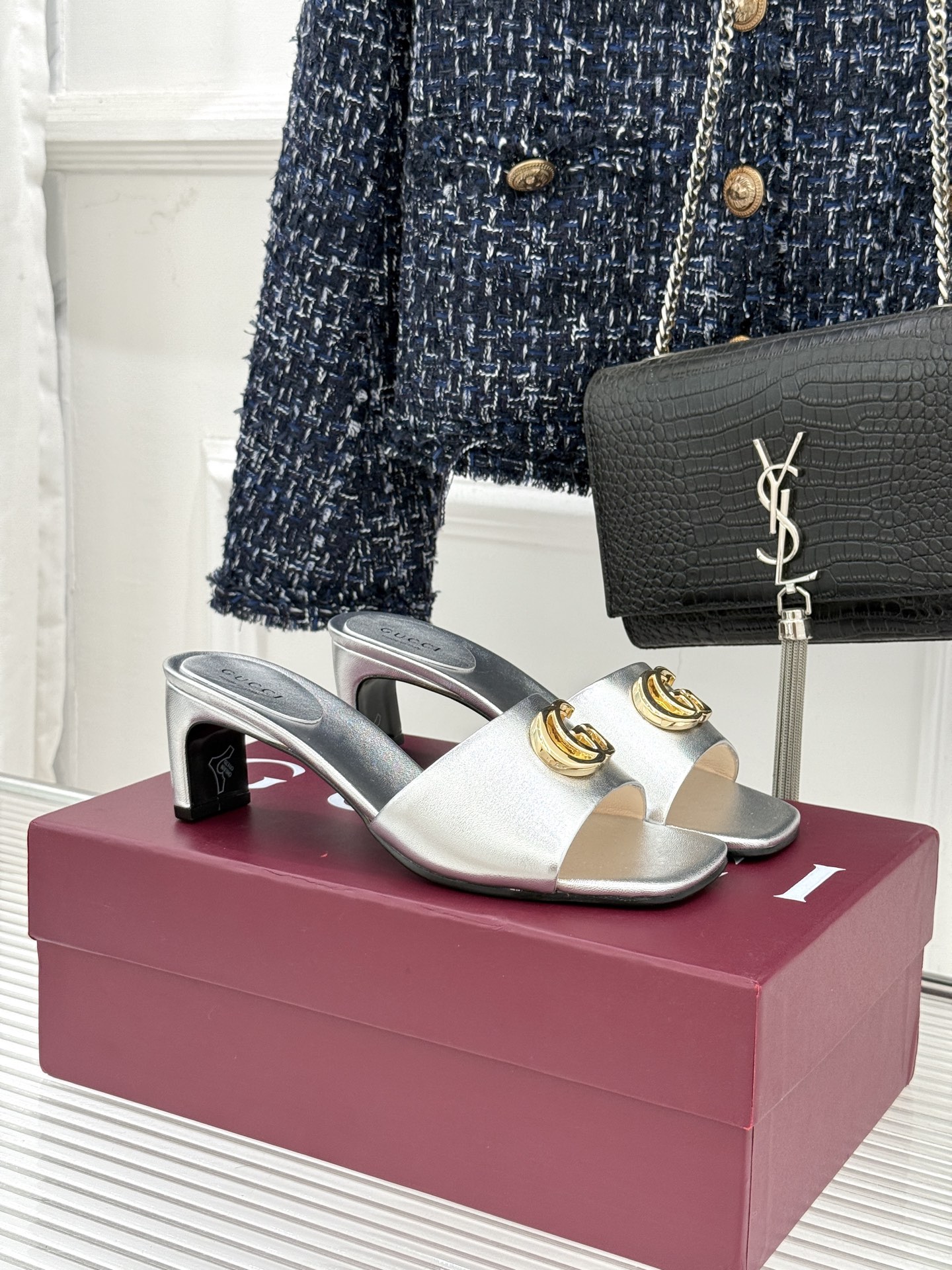 Gucci 구찌 클래식 더블G 메탈릭 청키 힐 슬리퍼 샌들 신발