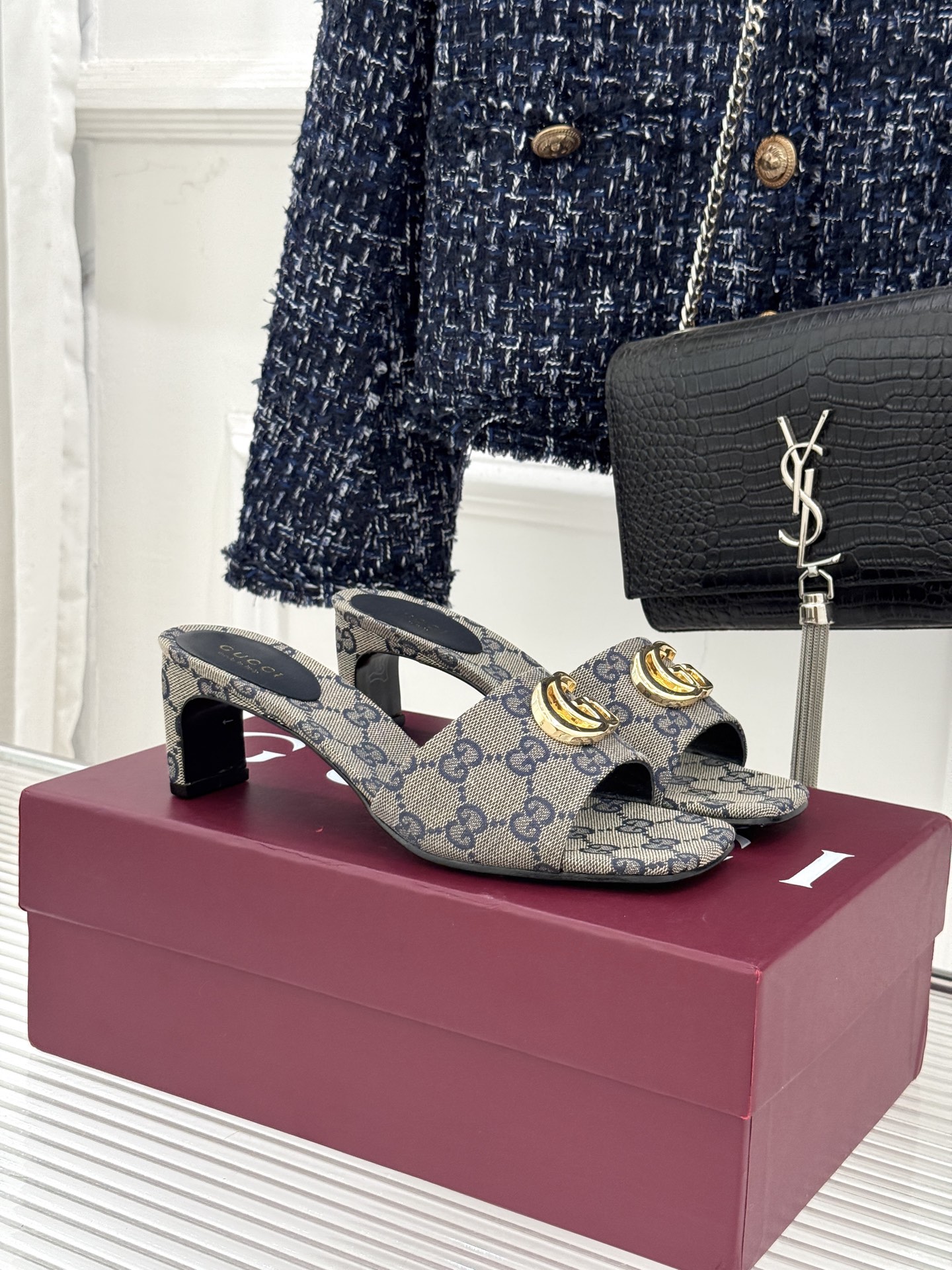 Gucci 구찌 클래식 더블G 메탈릭 청키 힐 슬리퍼 샌들 신발