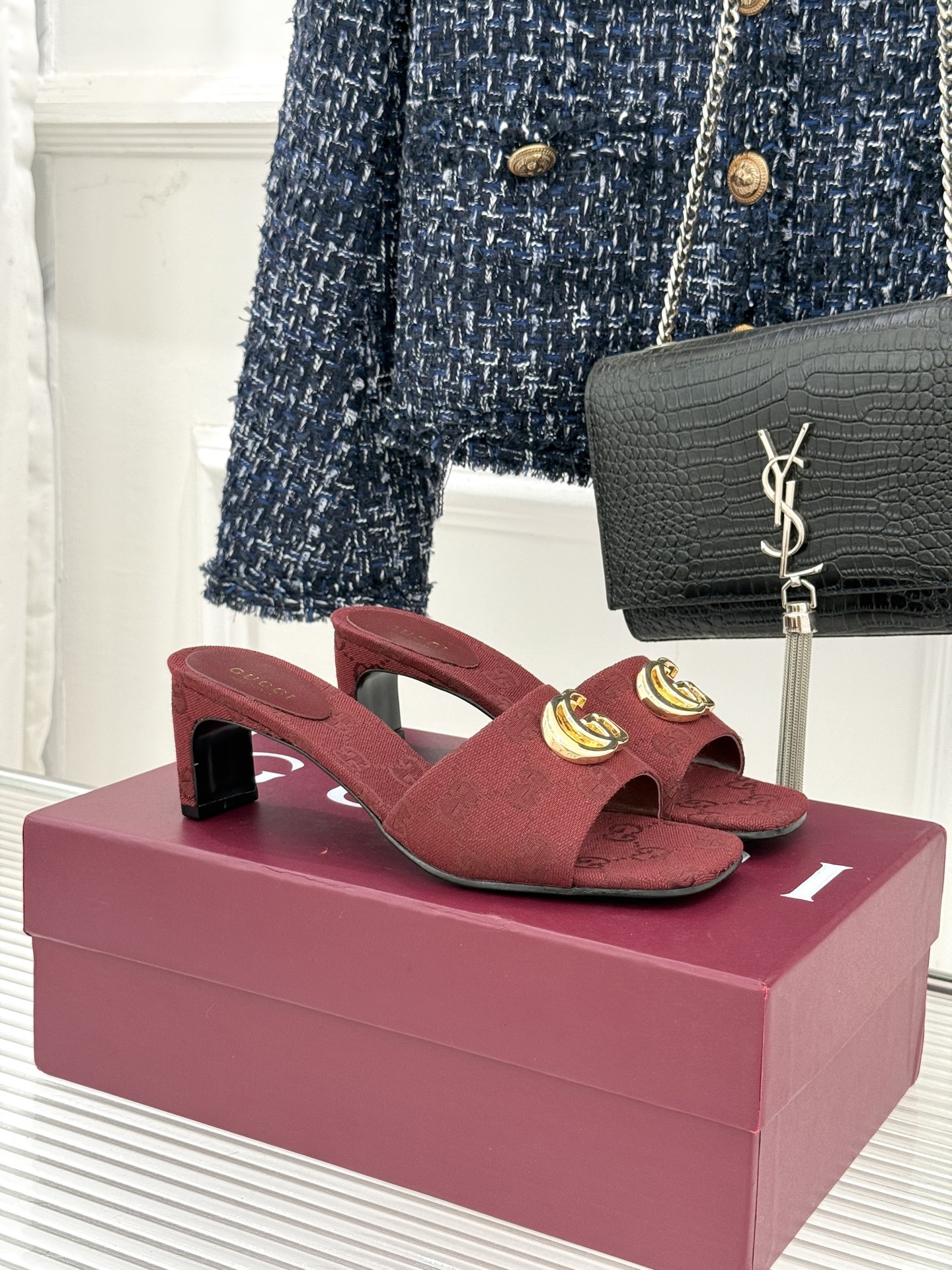 Gucci 구찌 클래식 더블G 메탈릭 청키 힐 슬리퍼 샌들 신발