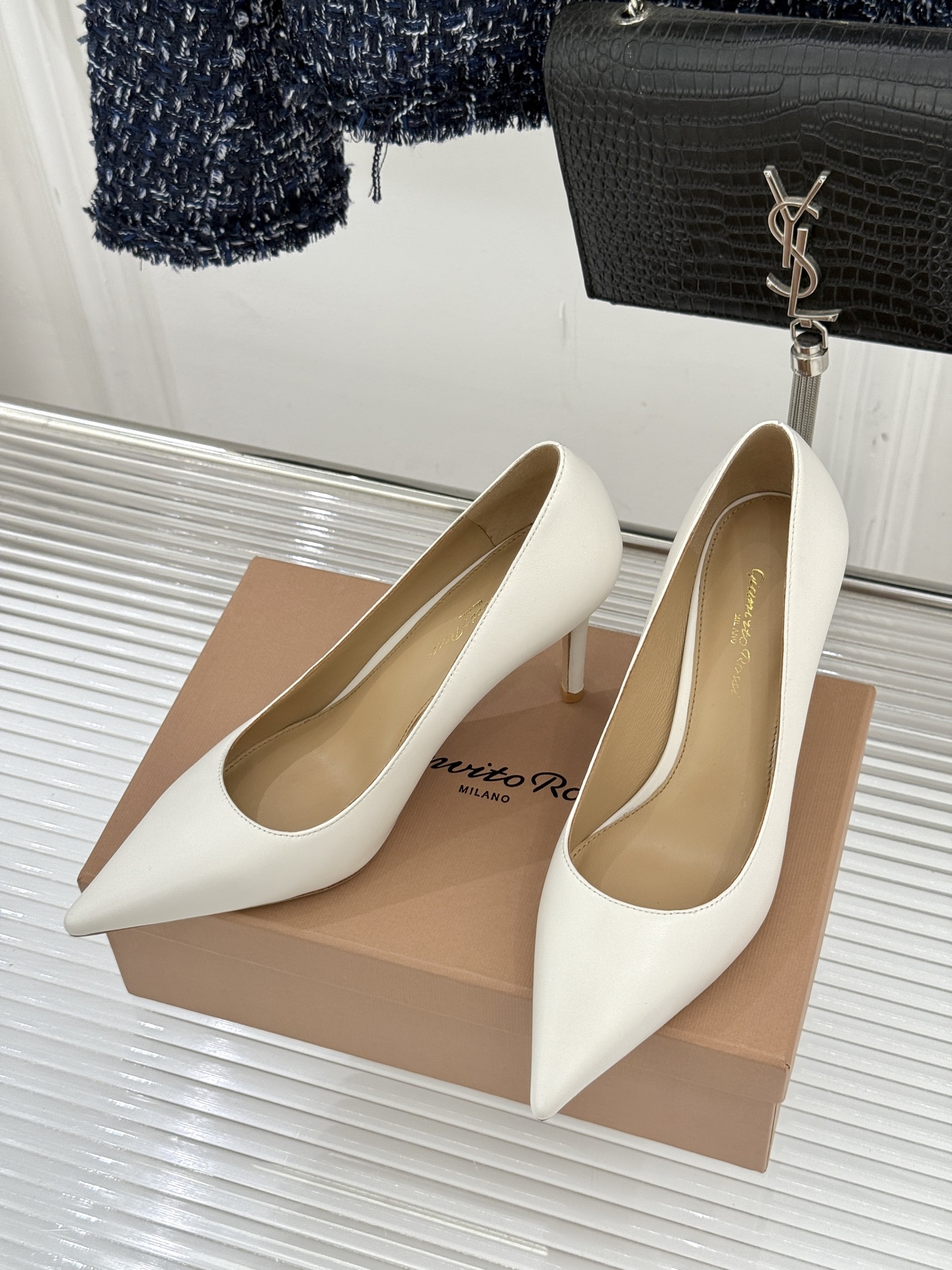 Gianvito Rossi 지안비토 로시 클래식 미니멀 펌프스 힐 구두 신발