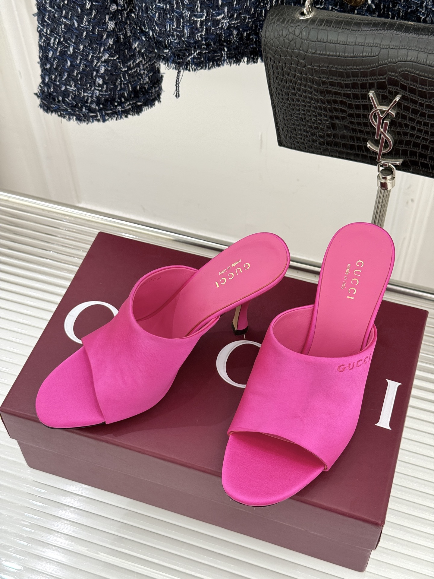 Gucci 구찌 실크 일자 스트랩 오픈토 힐 구두 신발