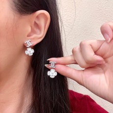 샤넬(CHANEL) 더블C 플라워 귀걸이 악세사리