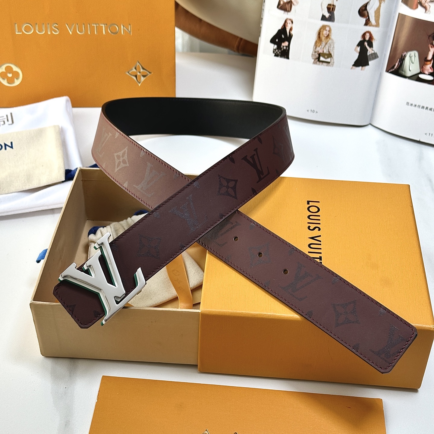 루이비통(LV) 남성 벨트 악세사리