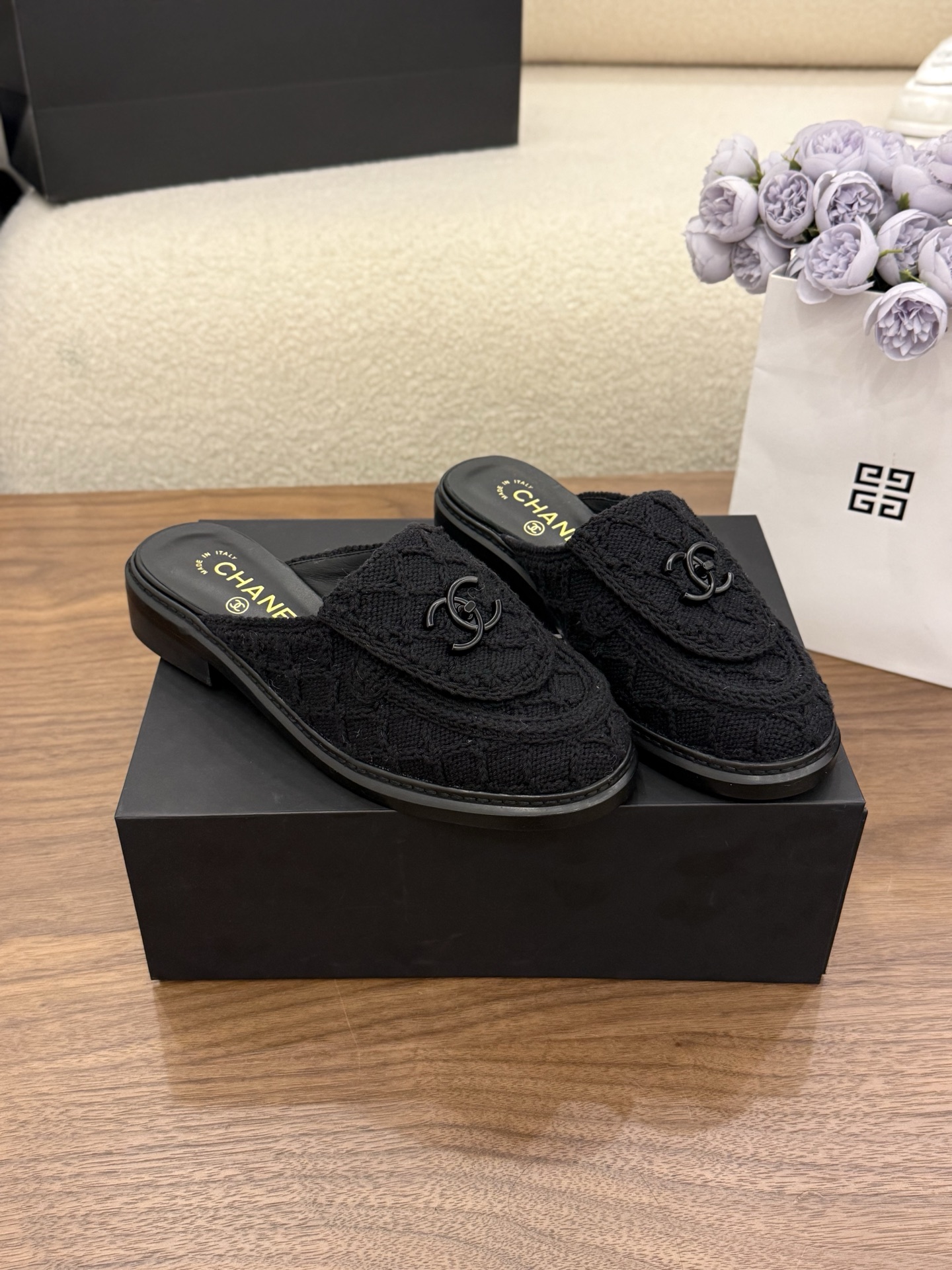 샤넬(CHANEL) 퀼팅 반슬리퍼 신발