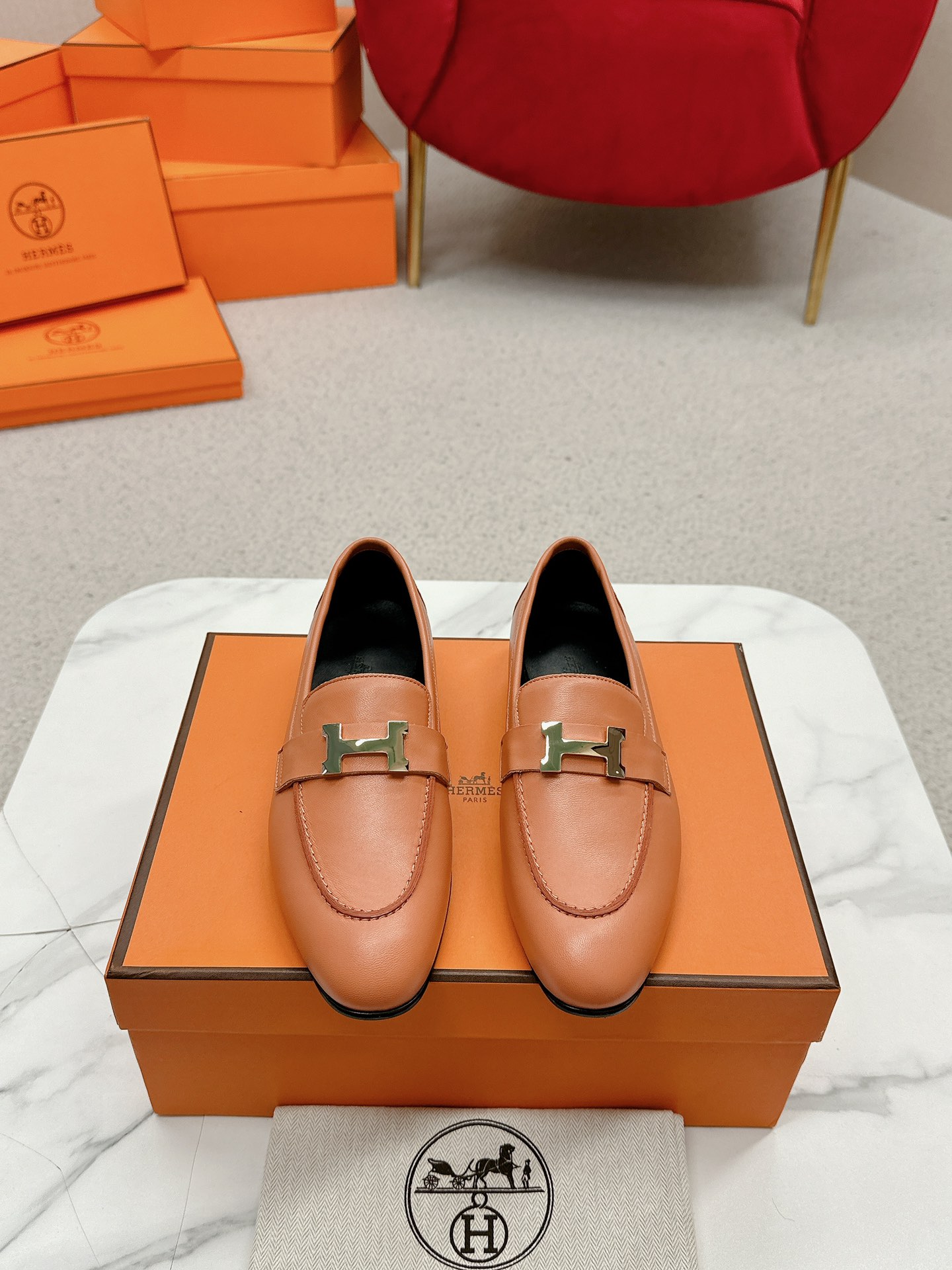 에르메스(HERMES) Destin 켈리 로퍼 신발