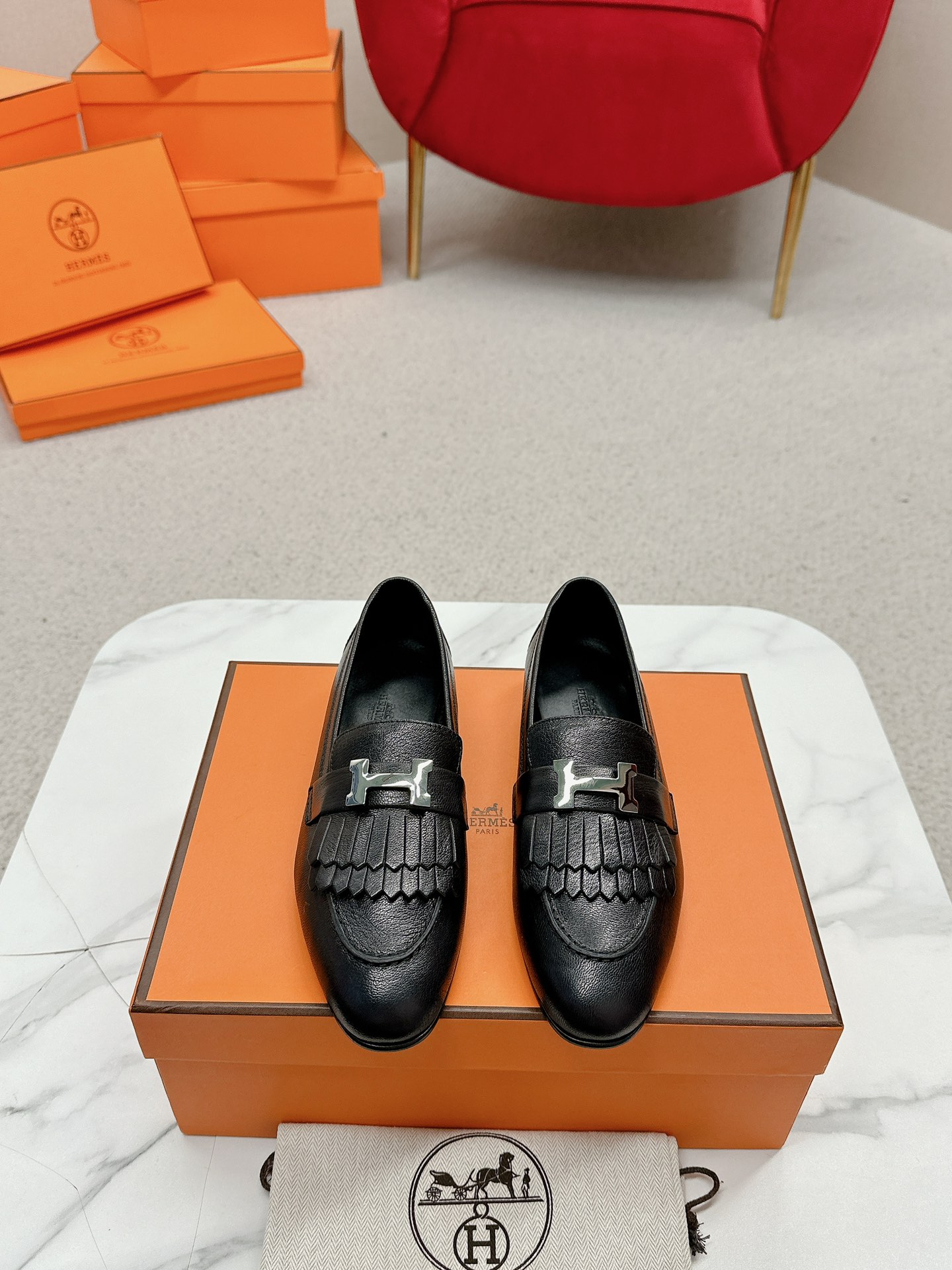 에르메스(HERMES) Destin 테슬 켈리 로퍼 신발