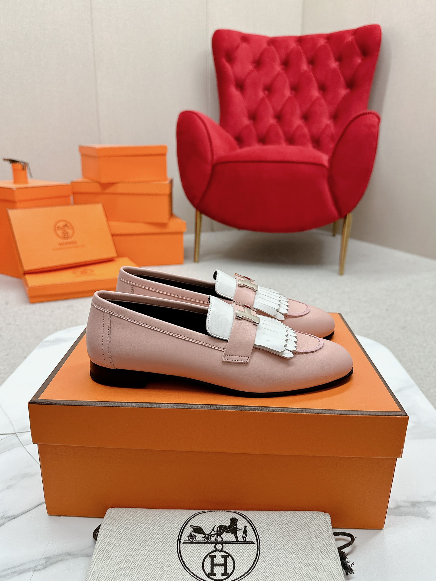 에르메스(HERMES) Destin 테슬 켈리 로퍼 신발