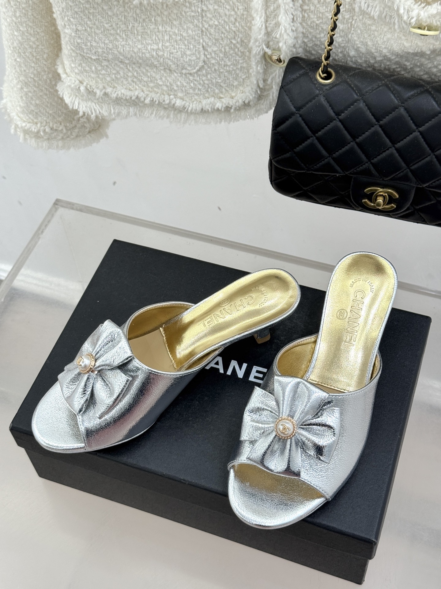 Chanel 샤넬 26C 더블 리본 스톤 로고 슬리퍼 샌들 신발