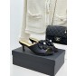 Chanel 샤넬 26C 더블 리본 스톤 로고 슬리퍼 샌들 신발