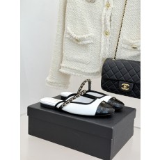 Chanel 샤넬 클래식 더블C 체인 뮬(블로퍼) 샌들 슬리퍼 신발