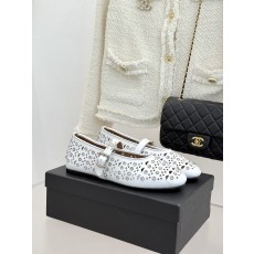 Chanel 샤넬 클래식 스톤 더블C 펀칭 메리제인 플랫 슈즈 로퍼 신발