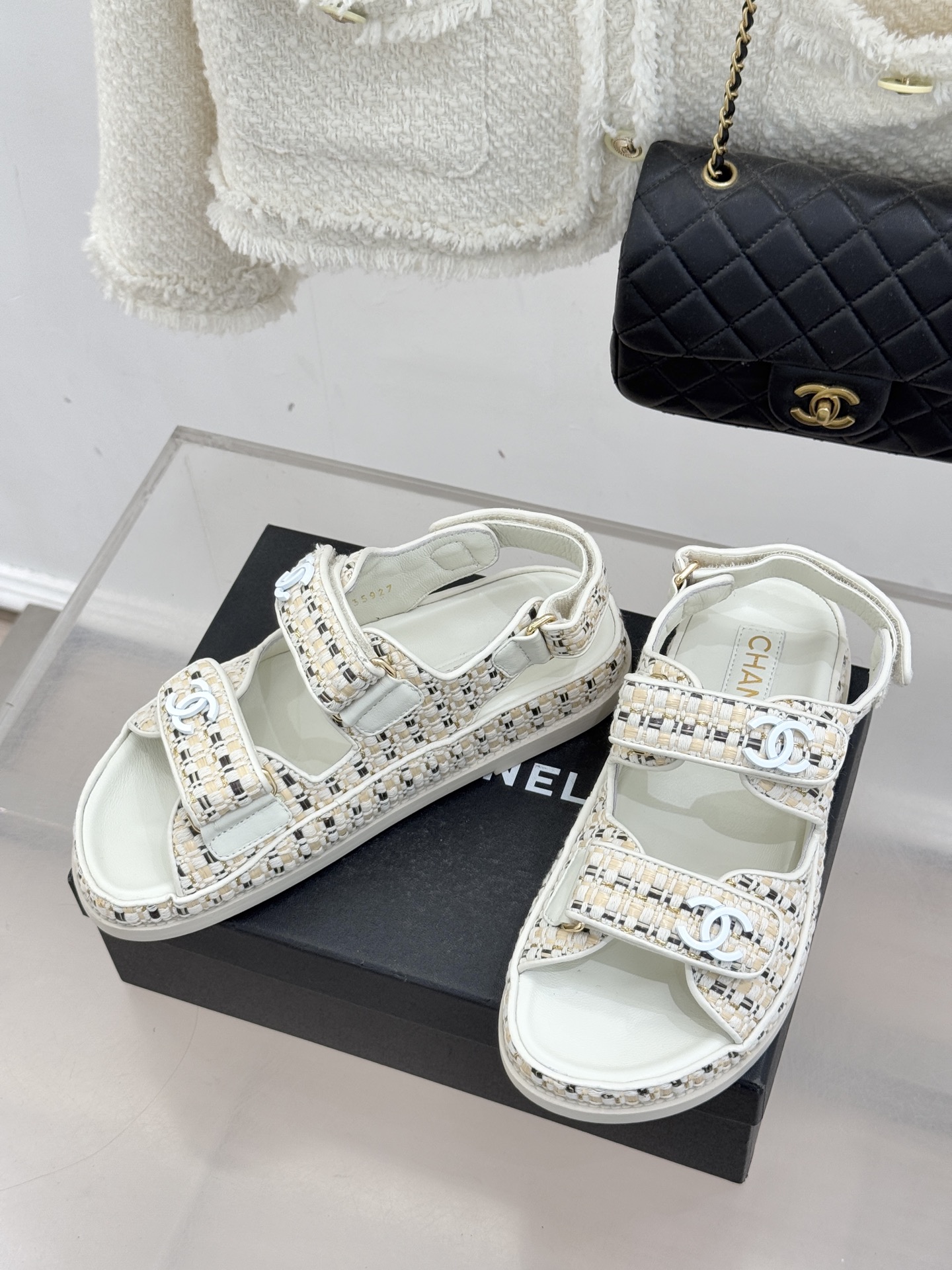 Chanel 클래식 더블C 벨크로 샌들 슬리퍼 신발