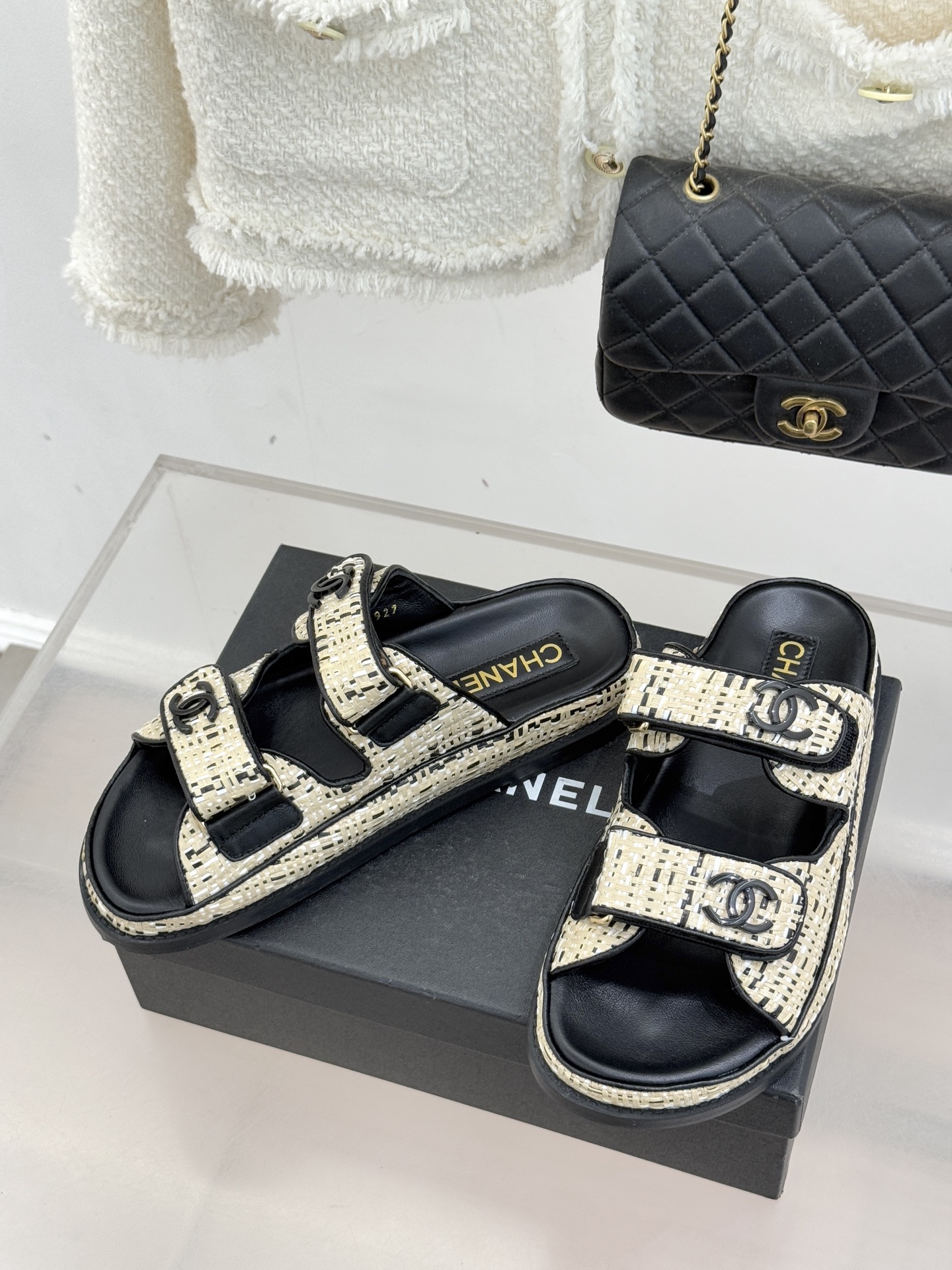 Chanel 클래식 더블C 벨크로 샌들 슬리퍼 신발