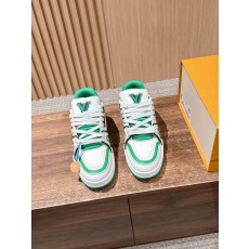 루이비통(LV) 모노그램 스케이트 스니커즈 신발