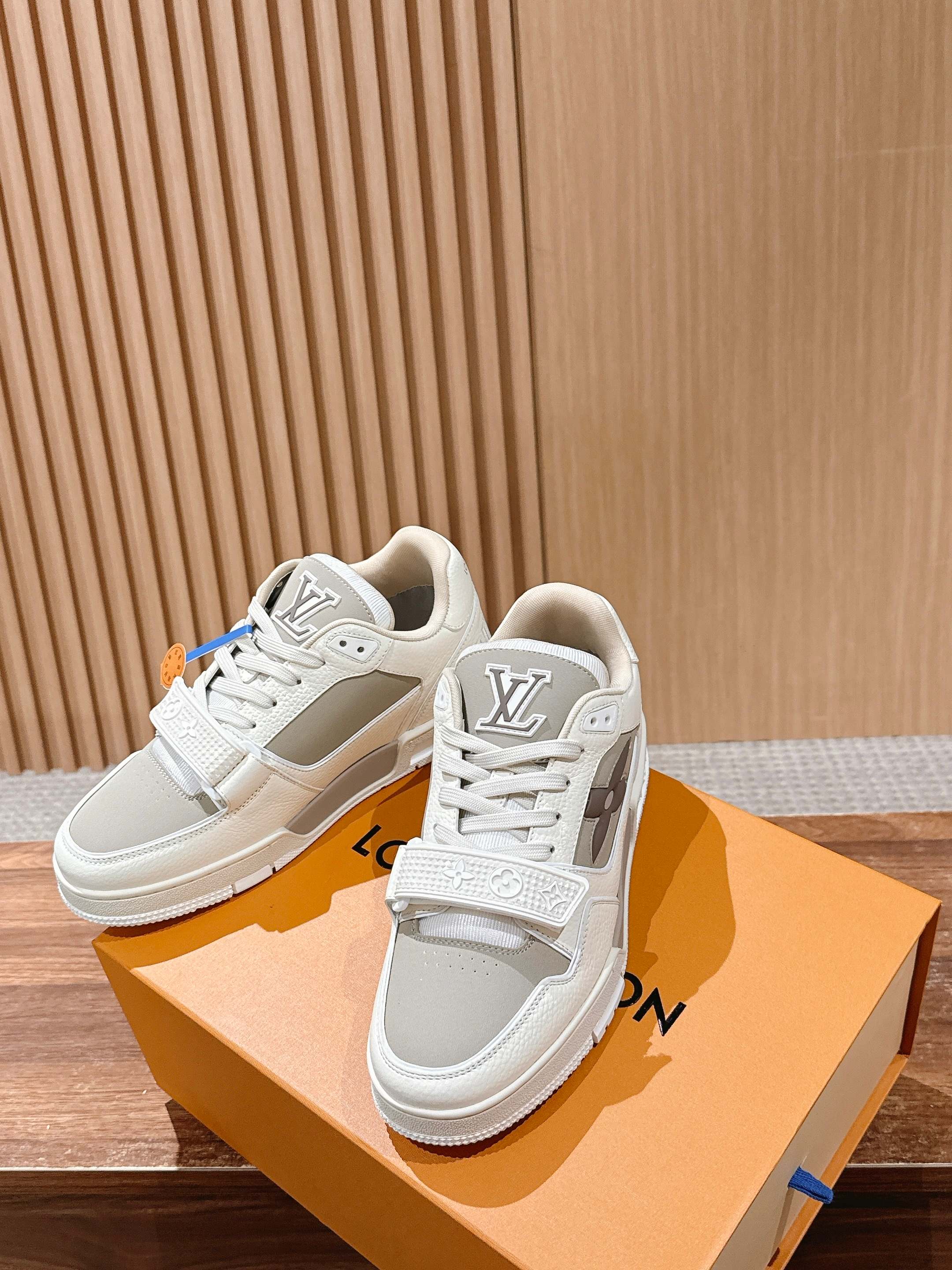 루이비통(LV) 커플 스니커즈 신발