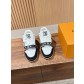 루이비통(LV) 커플 스니커즈 신발