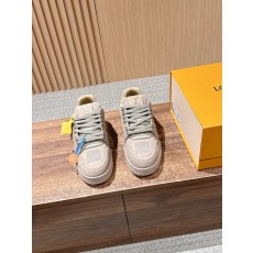 루이비통(LV) 커플 스니커즈 신발