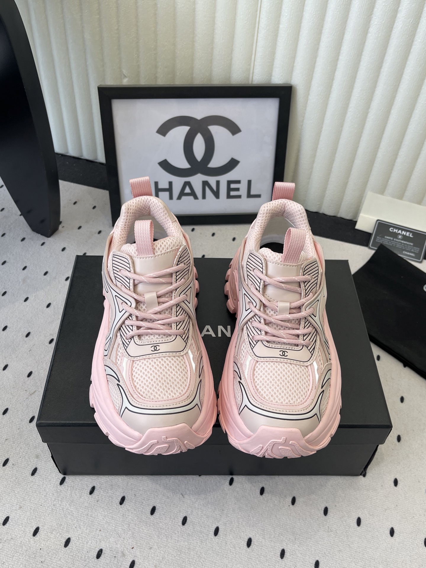 샤넬(CHANEL) 플랫폼 스니커즈 신발