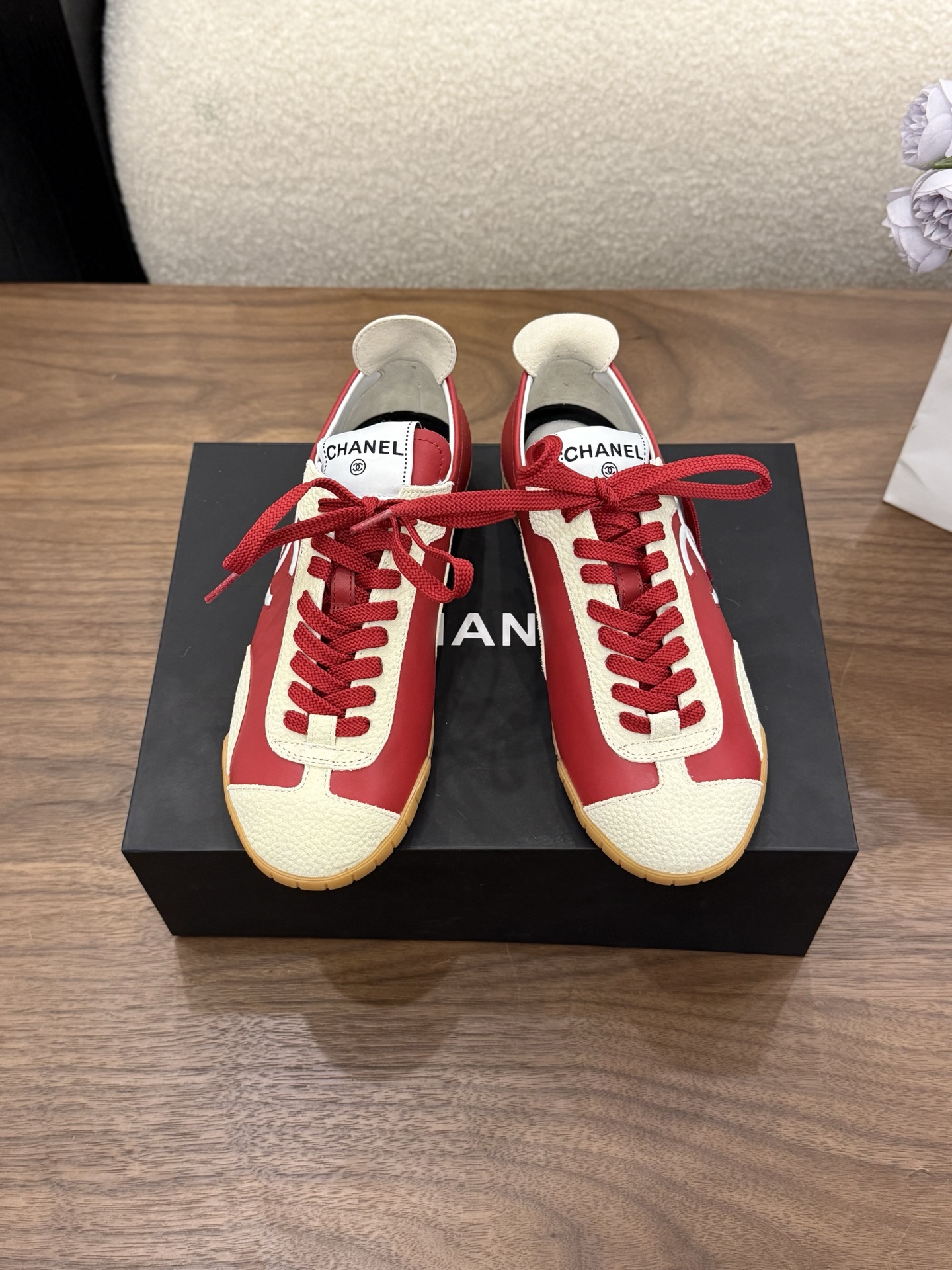 샤넬(CHANEL) 배색 스트랩 단화 신발