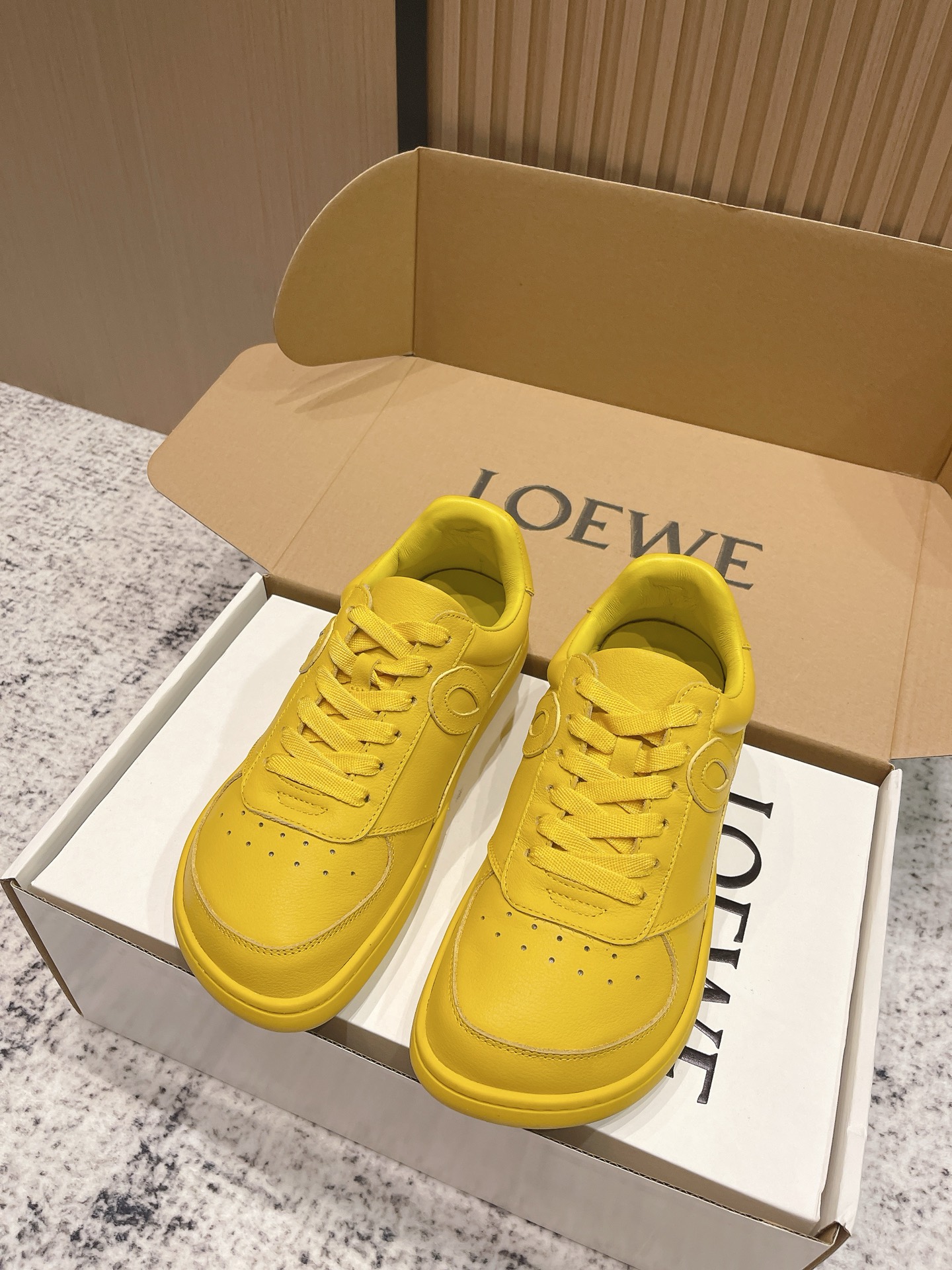Loewe 로에베 잠보(Jambo) 레트로 스니커즈 신발