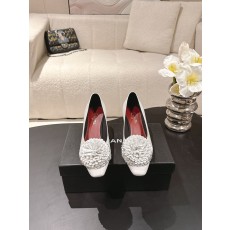 Chanel 26X 샤넬 크리스마스 한정 금은 쌍꽃 구두 신발