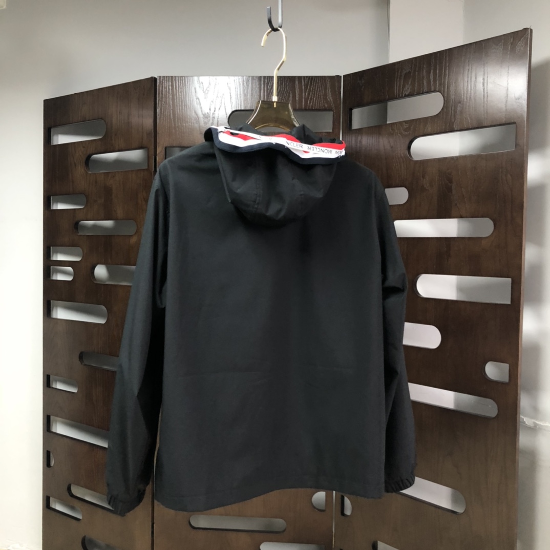 몽클레어 몽클레르(MONCLER) 얼리 스프링 신상 남성 자켓 의류