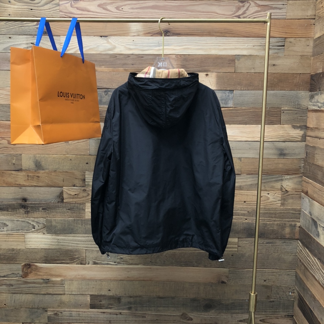 버버리(BURBERRY) 로고포인트 테크니컬 후드 자켓 의류