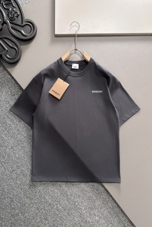 버버리(BURBERRY) 시그니처 로고 라운드 반팔 티셔츠 의류