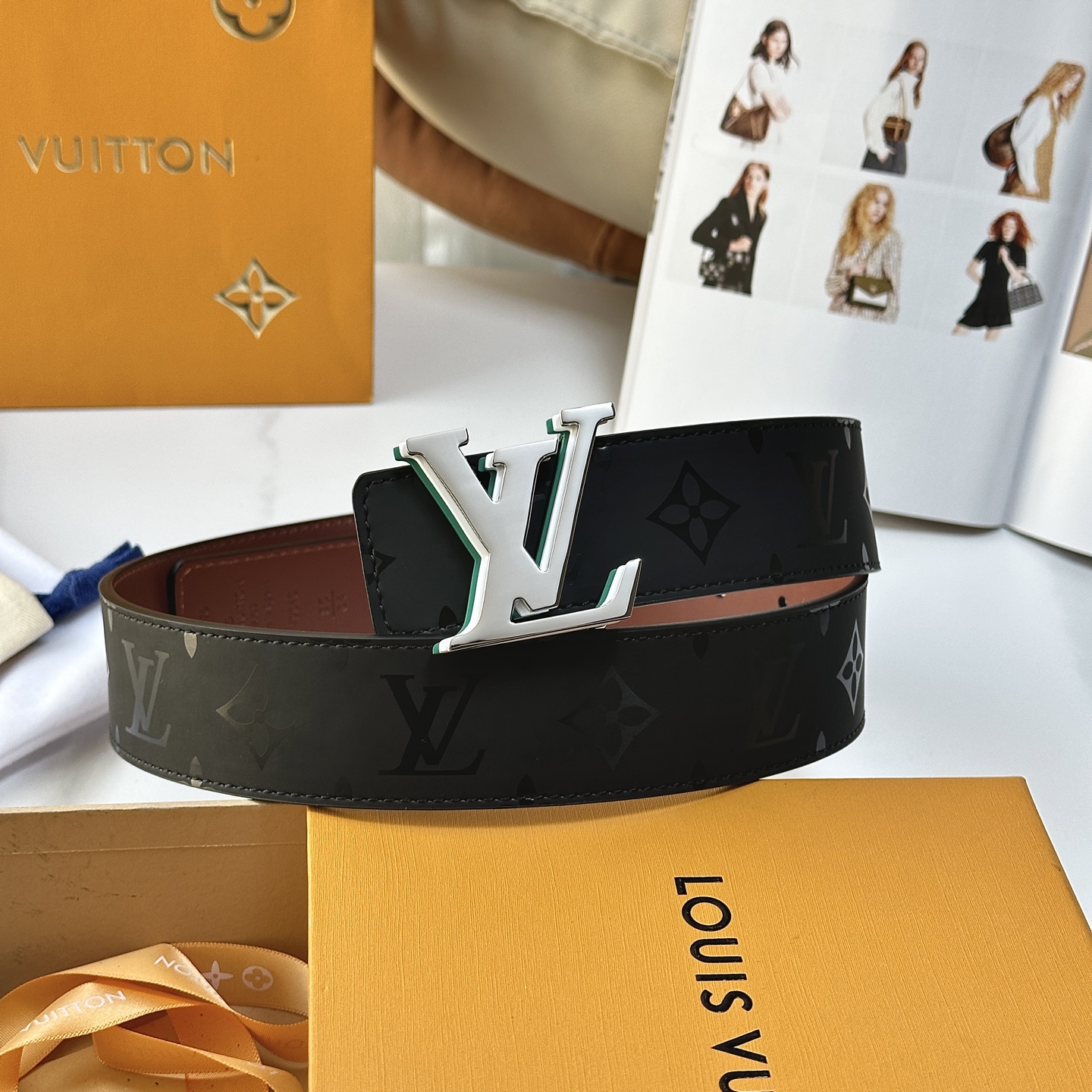 루이비통(LV) 남성 벨트 악세사리