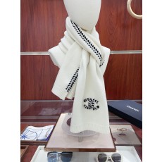 샤넬(CHANEL) 실버 라인 순모 니트 목도리 스카프