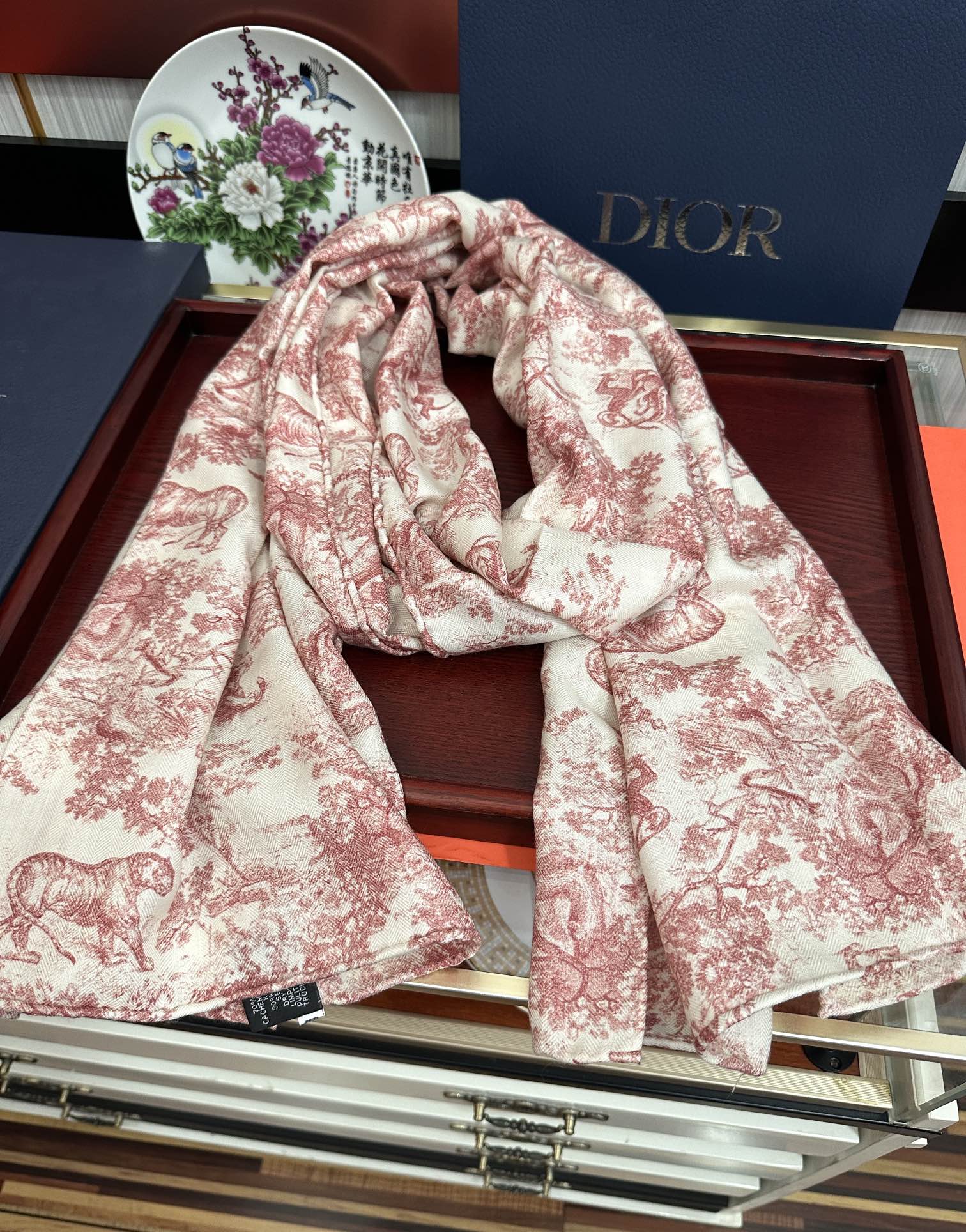 디올(DIOR) 정글 애니멀 숄 목도리 스카프