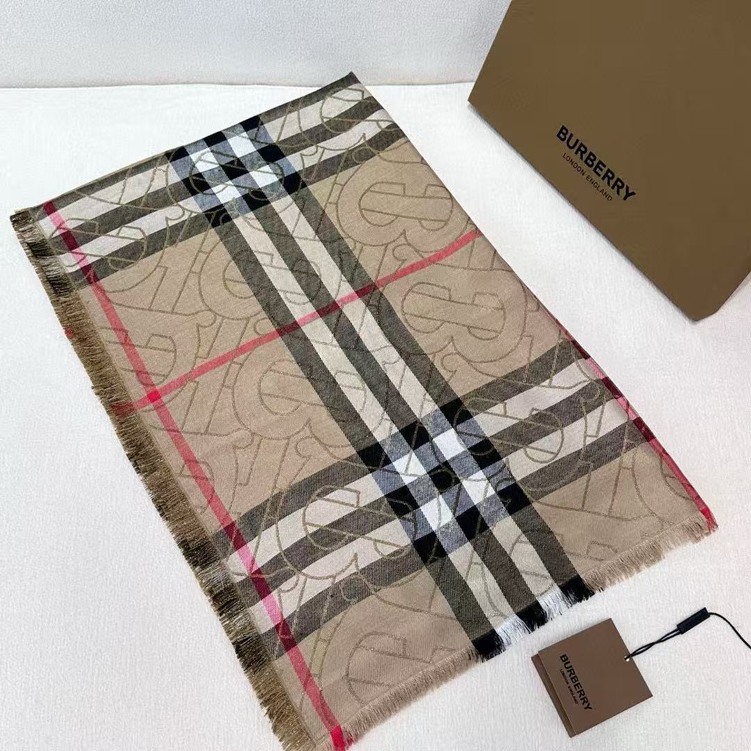 버버리(Burberry) 메탈릭 모노그램 체크 머플러 목도리 스카프