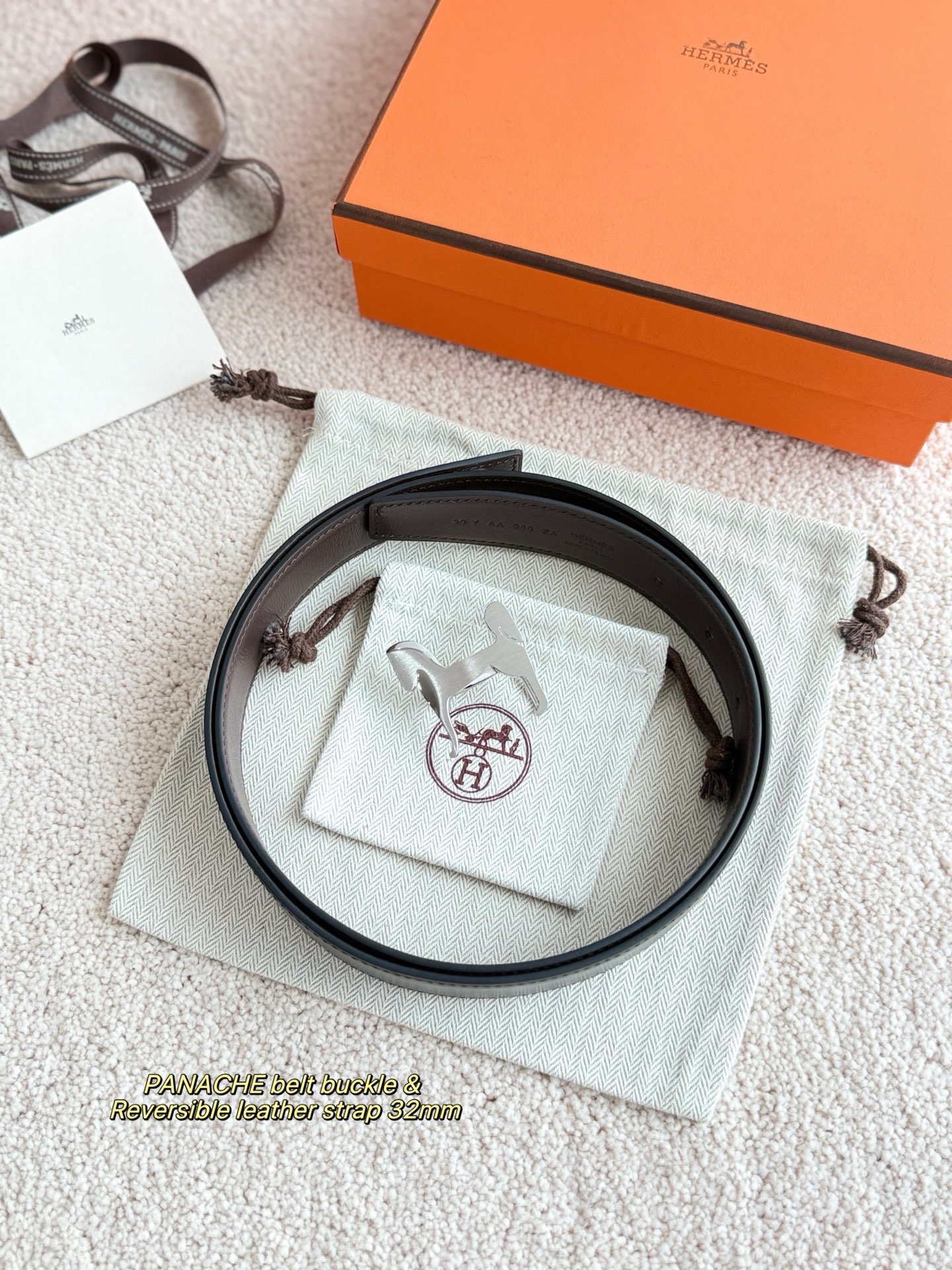 에르메스(Hermes) 신상 양면 카프스킨 호스 슈 벨트