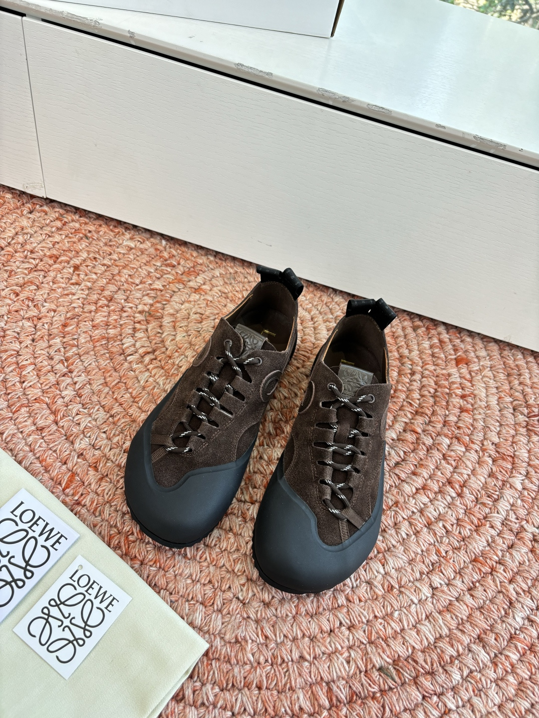 LOEWE 로에베 발레 아감 스니커즈 신발