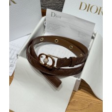 디올(Dior) 퀼팅 카프스킨 쥬얼 버클 벨트 악세사리
