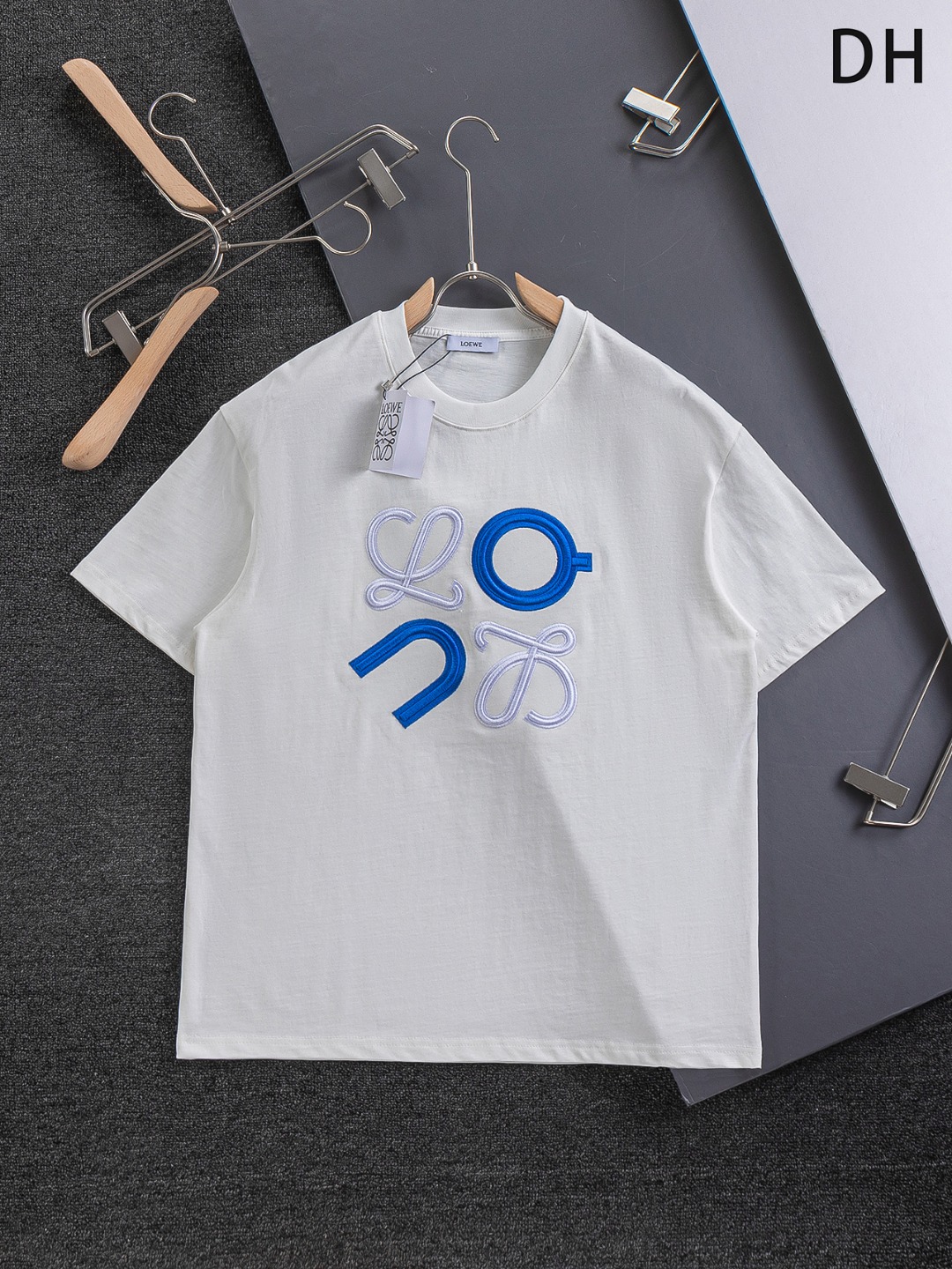 로에베(Loewe) x On 로고 자수 티셔츠 의류