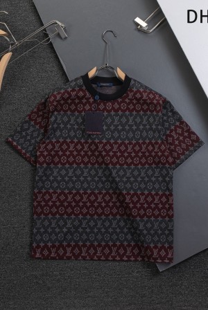 루이비통(LV) 컬러 블록 스트라이프 자수 티셔츠 의류