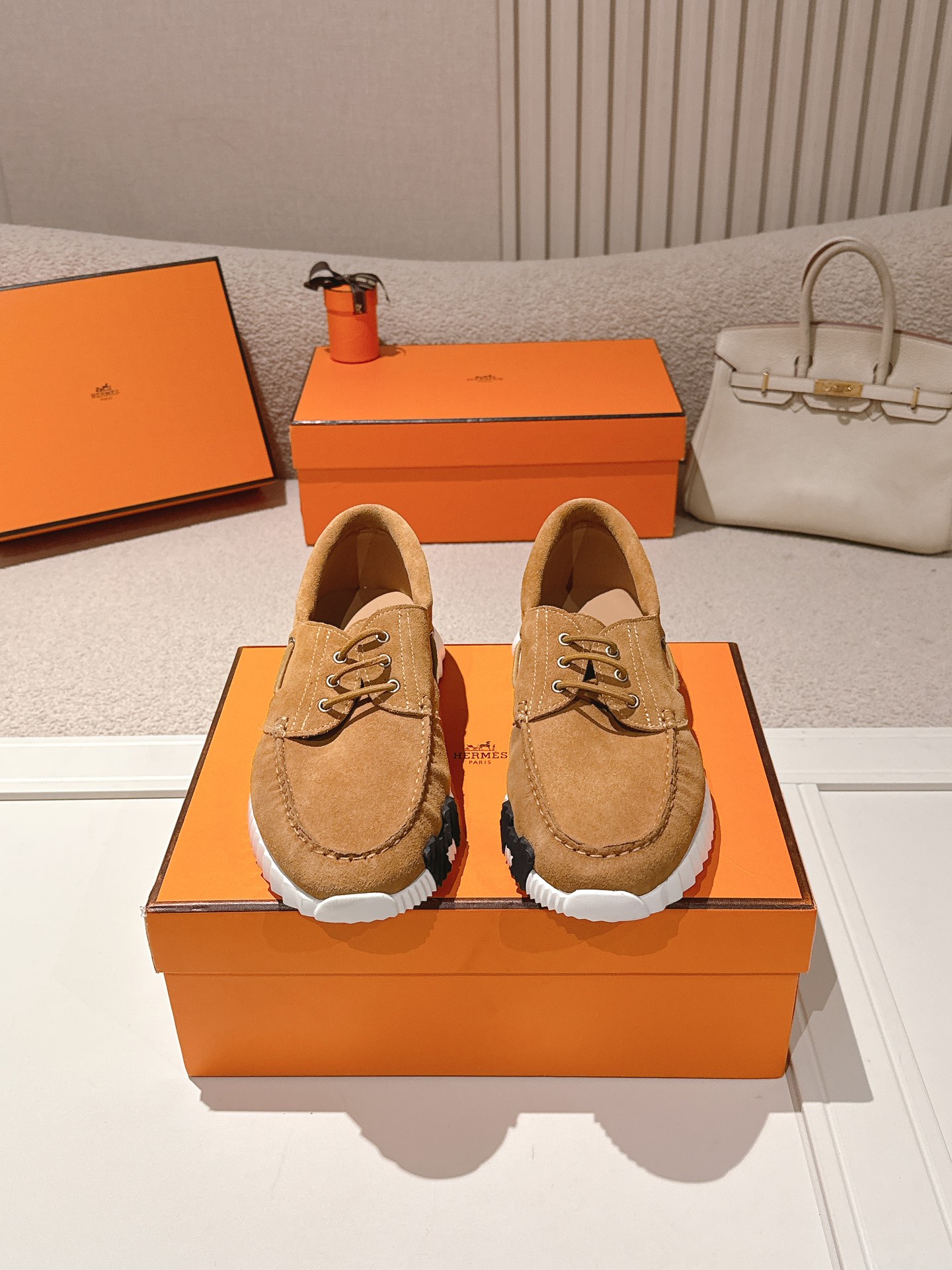 에르메스(HERMES) 커플 레저 스니커즈 신발