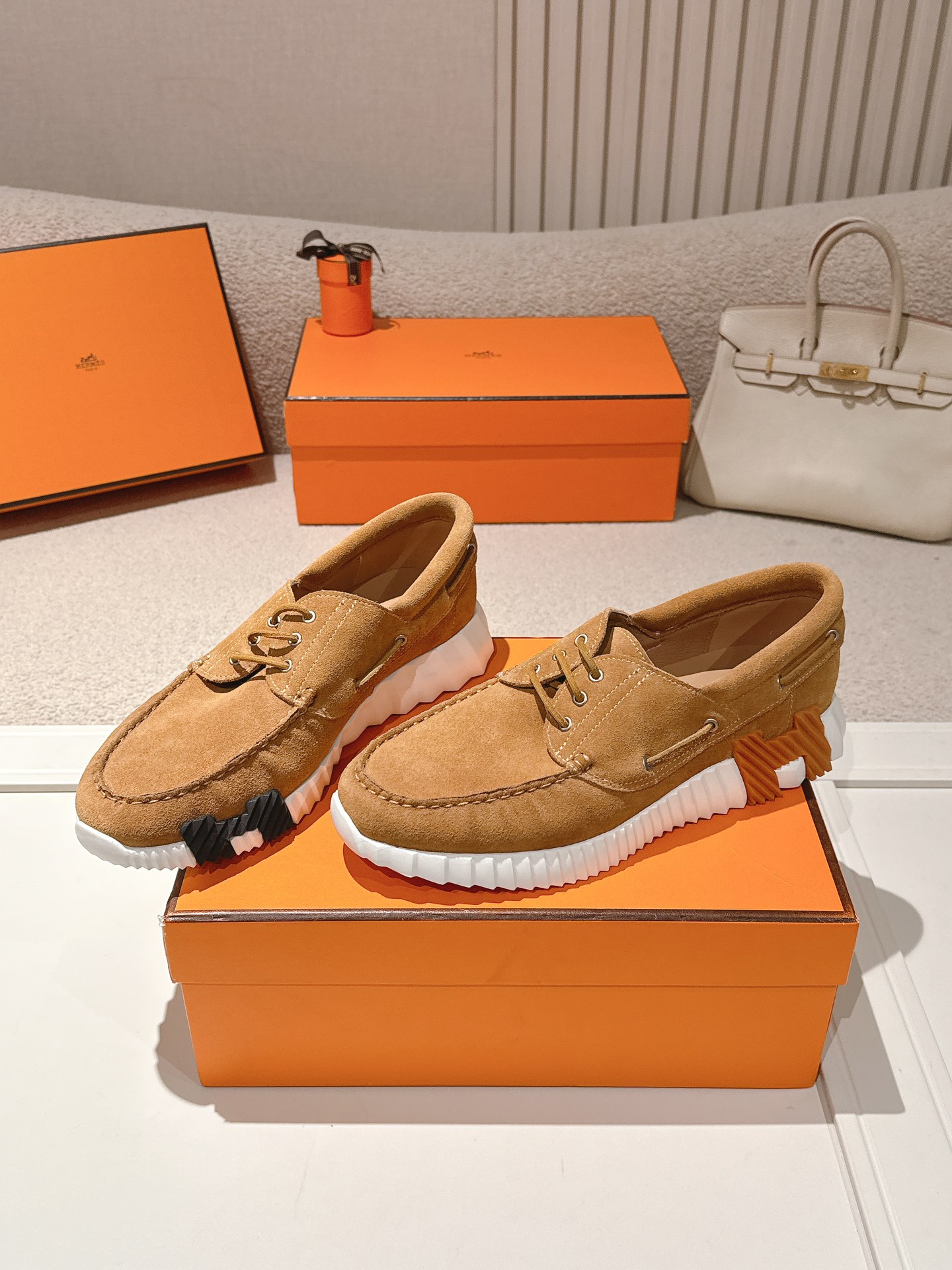 에르메스(HERMES) 커플 레저 스니커즈 신발