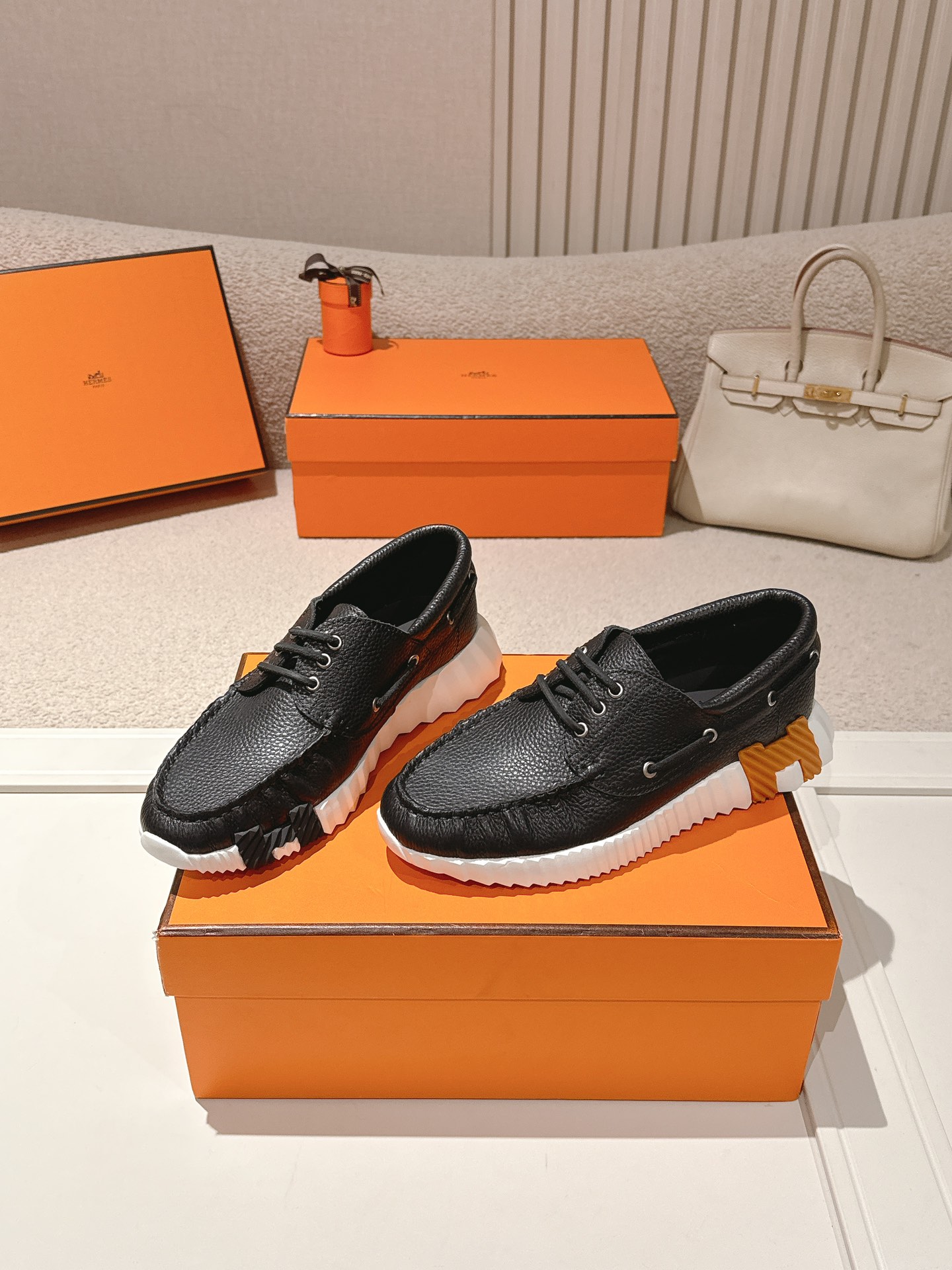 에르메스(HERMES) 커플 레저 스니커즈 신발