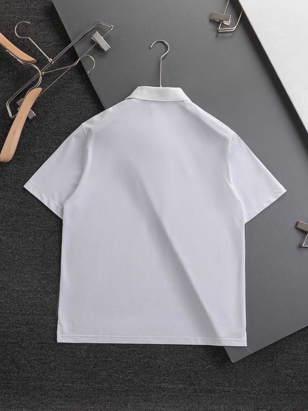 디올(DIOR) 로고 카라 반팔 티셔츠 의류