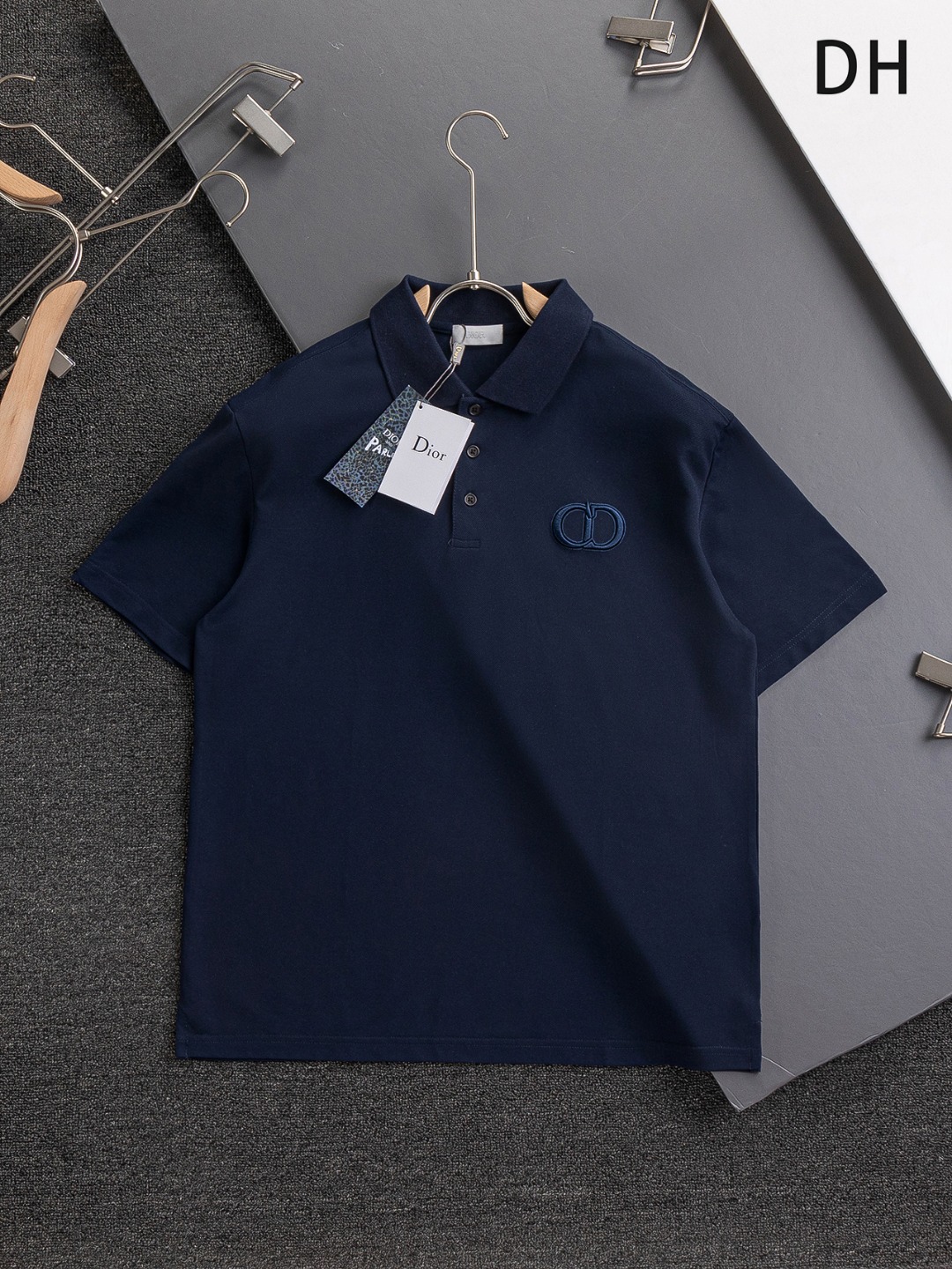 디올(DIOR) 로고 카라 반팔 티셔츠 의류