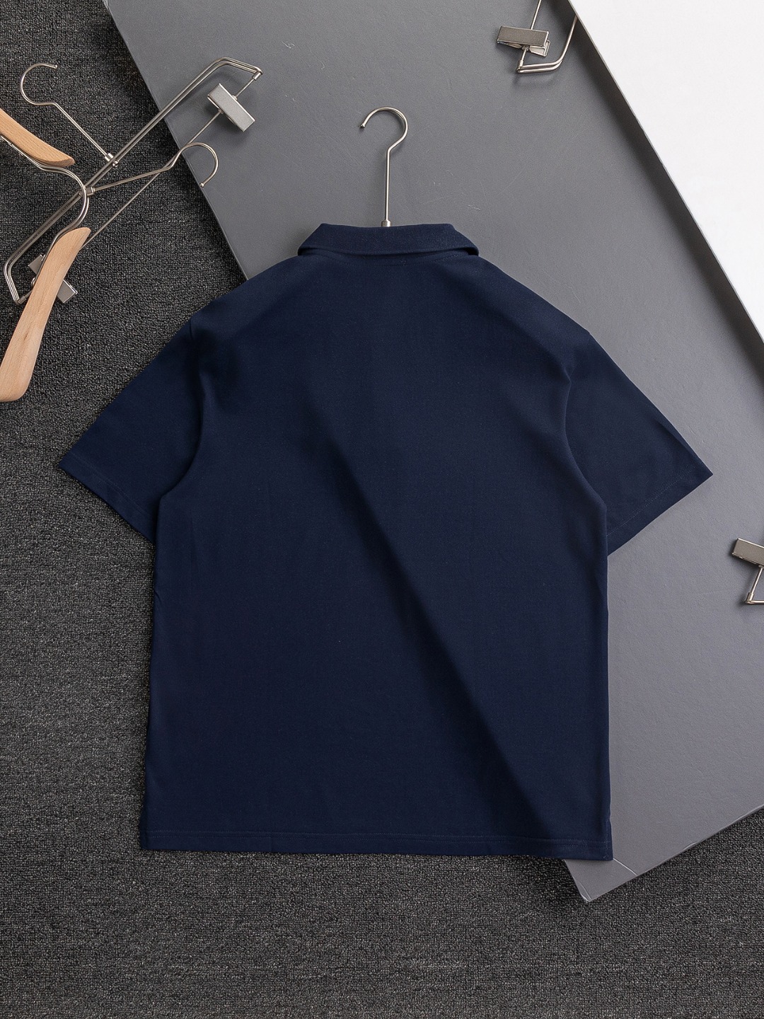 디올(DIOR) 로고 카라 반팔 티셔츠 의류