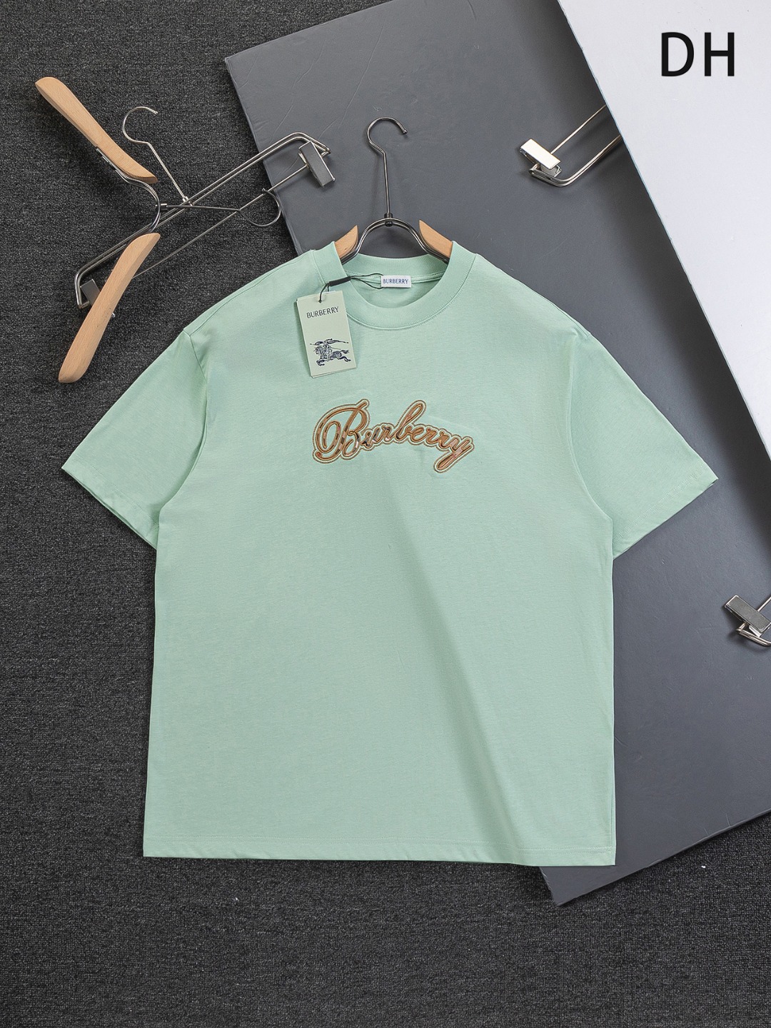 버버리(BURBERRY) 체크 자수 반팔 티셔츠 의류