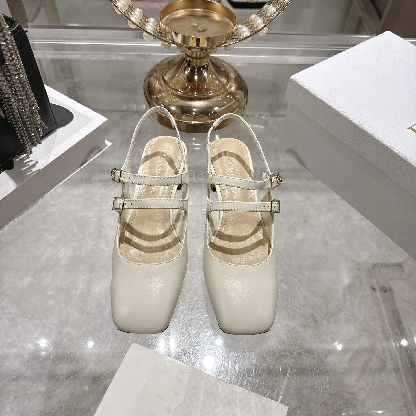 디올(Dior) CD 오트쿠튀르 셰리(Cherie) 메리제인 로퍼 샌들 단화 신발