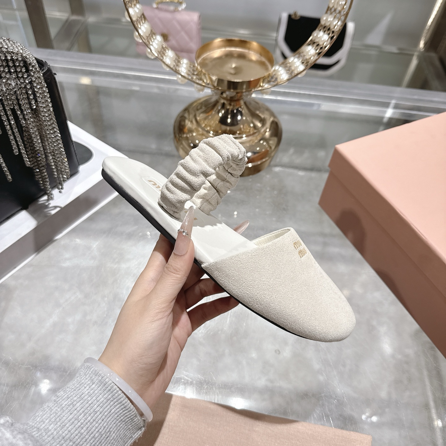 미우미우(miumiu) 밴딩 플랫 피셔맨 샌들 신발